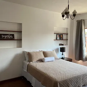https://cozy-apt-at-centro-historico.guatemalaantiguahotels.com